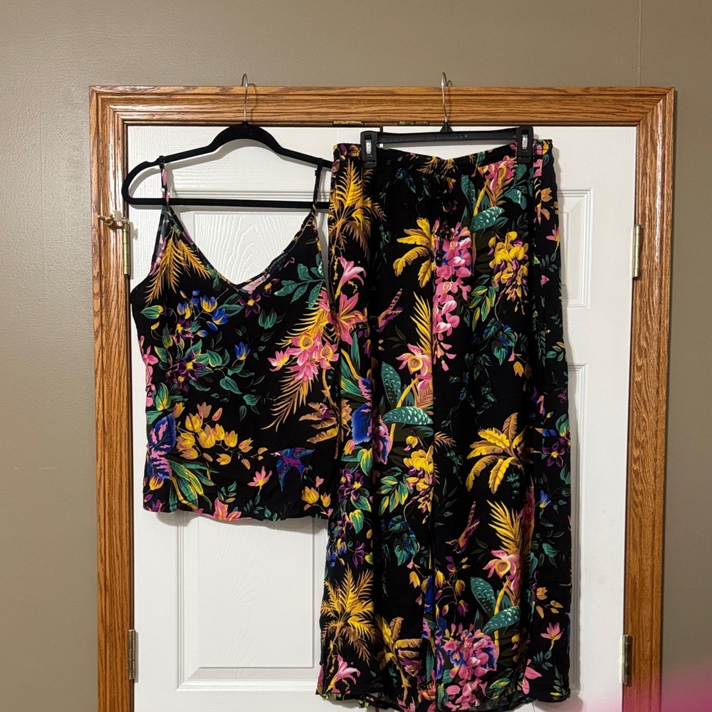 Cynthia Rowley Black Tropical Floral Tank & Pant Set